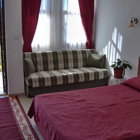 Ξενοδοχείο Nazar Garden