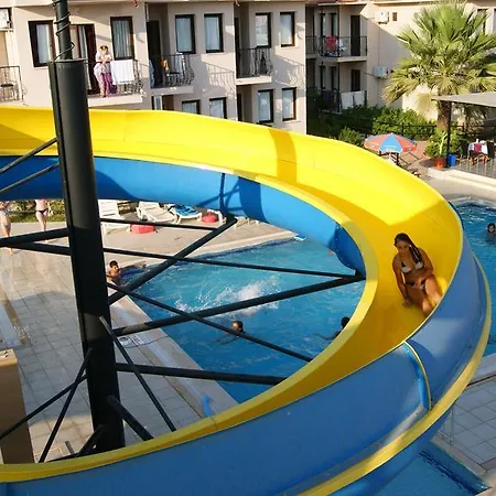 Nazar Garden 페티예